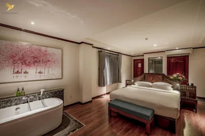 Premium-Executive-Zimmer – kostenloser Nachmittagstee — Amanaki Saigon Boutique Hotel